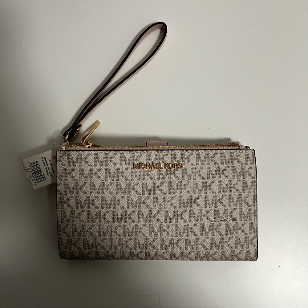 Michael Kors Wristlet